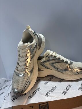 Dream Pairs Women's Chunky Sneakers White Silver Mesh Platform Size 9 NWT